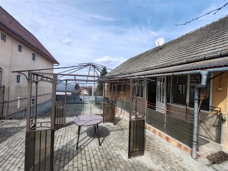 Casa individuala , teren 717 mp - Sacele - 18