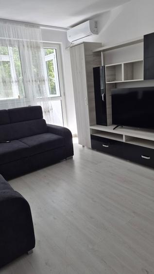 Inchiriez apartament doua camere cf 1 - 7