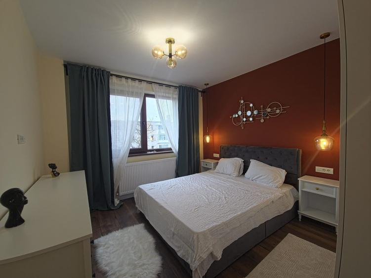 Apartament 3 camere, Tomis 2 – renovat, mobilat, utilat, 59 mp, etaj 3/4. - 8