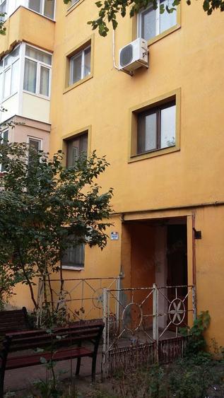 Apartament de vanzare 4 camere - 3