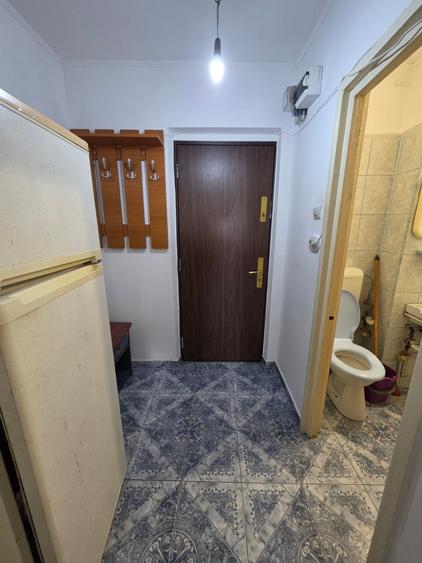 Trapezului, 5 minute metrou 1 Decembrie 1918, bloc 1978, reabilitat - 4