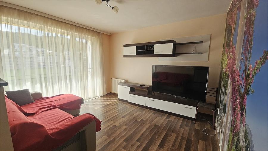 De inchiriat – apartament 2 camere, strada Porii, Floresti - 1