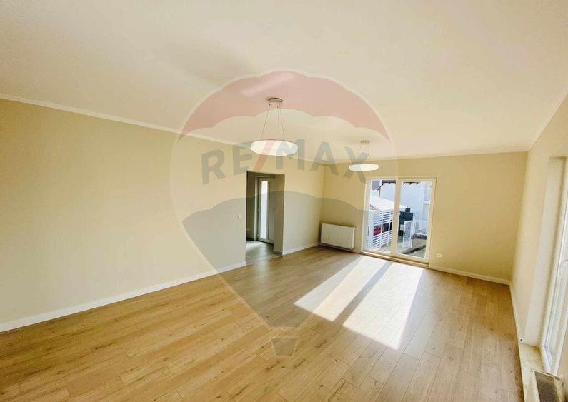 Casa de vanzare! - 8