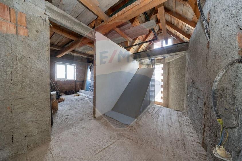 Casă noua - parcări subterane, teren 500 mp, Codlea - 29