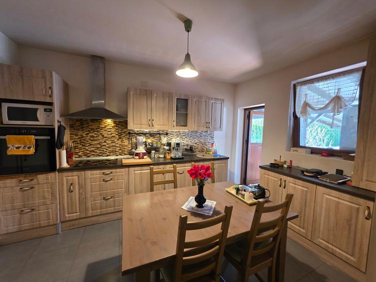 Vand casa zona Marasti Deva - 5