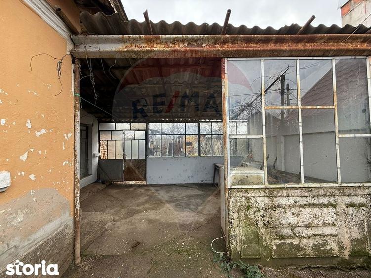 Casa / Vila cu 3 camere de vanzare - 1