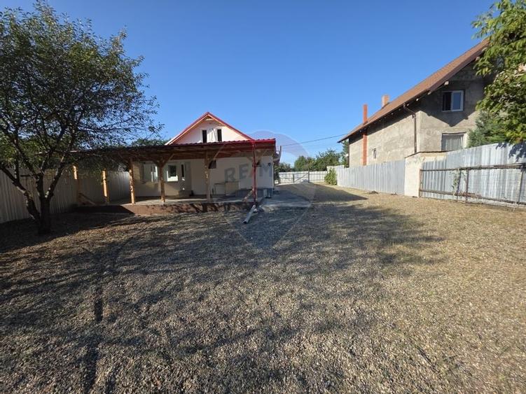 Casa cu teren de vanzare in Lespezi - 16