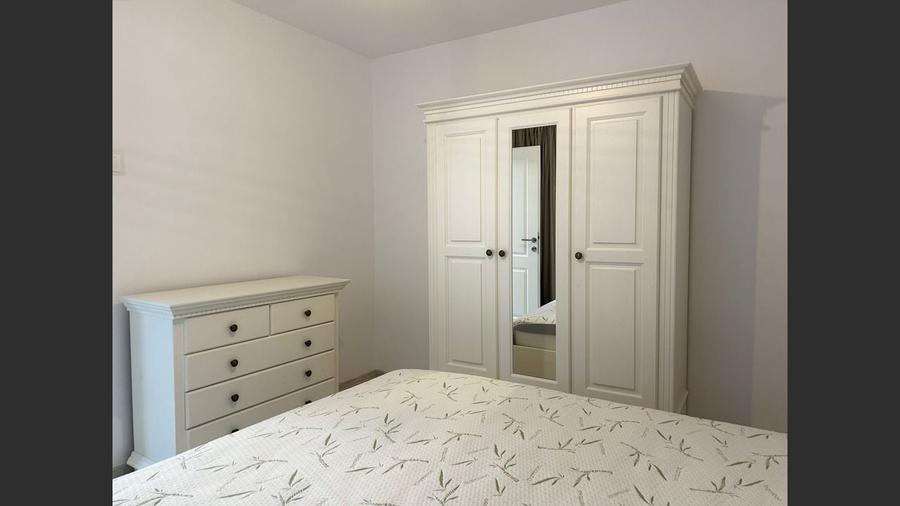 Apartament de vis – complet renovat, mobilat, etaj 2/4 - 3