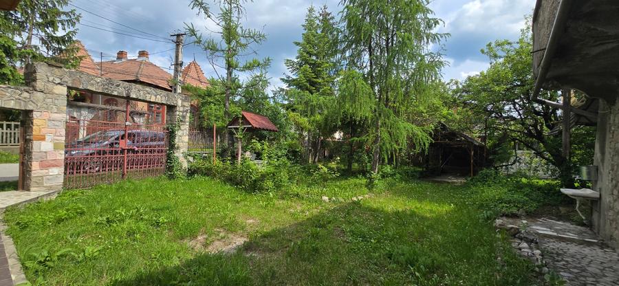 Vânzare proprietate - Casă tip conac, teren și anexă, într-un cadru natural spec - 17