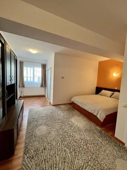 Garsoniera, semidecomandata, 45 mp, centrala, metrou, 1 Decembrie 1918 - 2