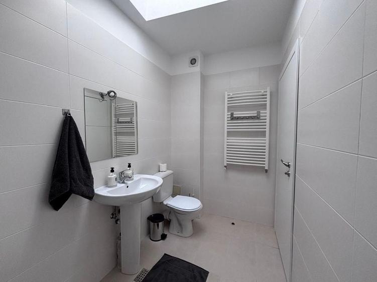 Vanzare  apartament 3 camere | Damaroaia | Băneasa - 17