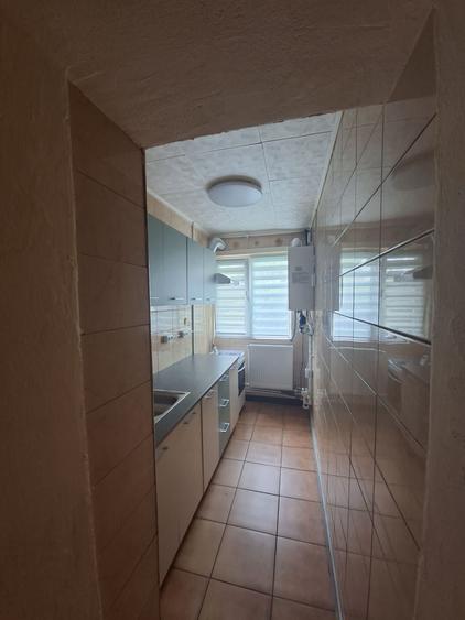 Apartament cu 2 camere semidecomandat în Exterior Vest