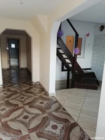 Vind casa locuibila,com.Grajduri sat.Valia Satului Iasi.Pre? 65000 euro neg. - 3