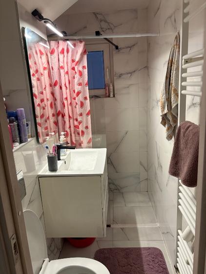 Vând apartament cu 2 camere  - 2