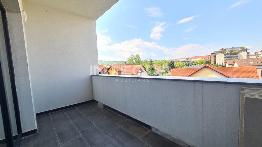 Penthouse Cu Lift Propriu, 4 Camere si Garaj Pentru Doua Masini, Buna Ziua. - 14