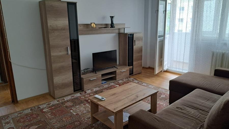 Proprietar închiriez apartament 2 camere zona Tei - 1