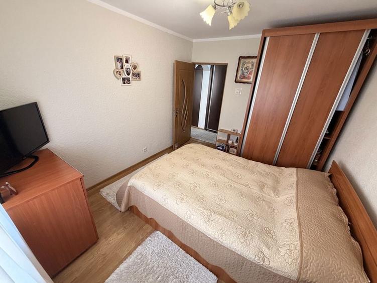 Apartament cu 3 camere in Obcini / 68 mp / - 8