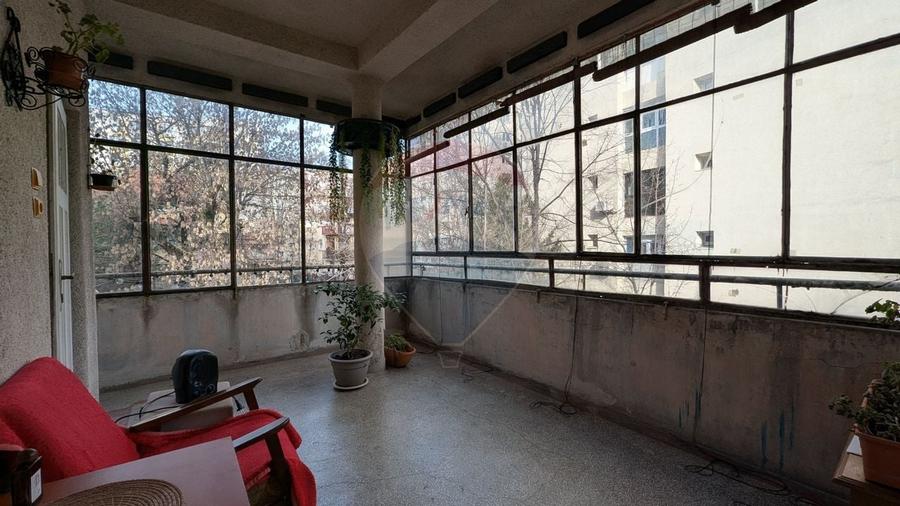 Vânzare Casă / Vilă cu 11 camere  în zona Iancului - 8