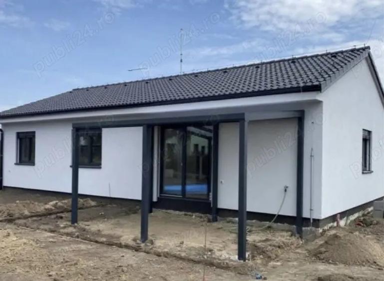 Executam case modulare - 2