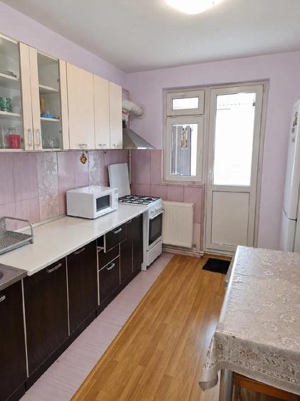 Vand apartament cu 3 camere Tecuci,Gh. Petra?cu,central - 3