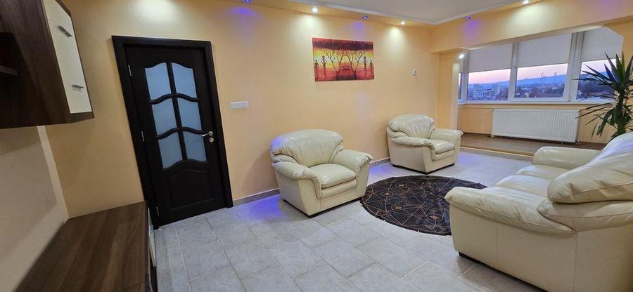 Apartament 2 camere zona Centrala - 1