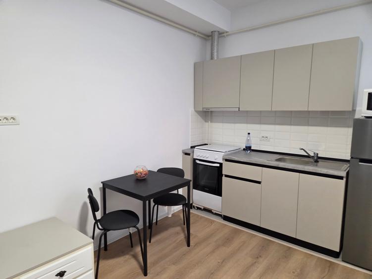 Garsoniera utilata,mobilata ,totul nou ,prima inchiriere ,str Oituz nr 71 - 5