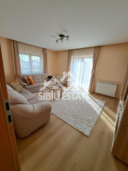 Casa moderna individuala cu 5 camere 184 mp utili , teren 500 mp . - 2