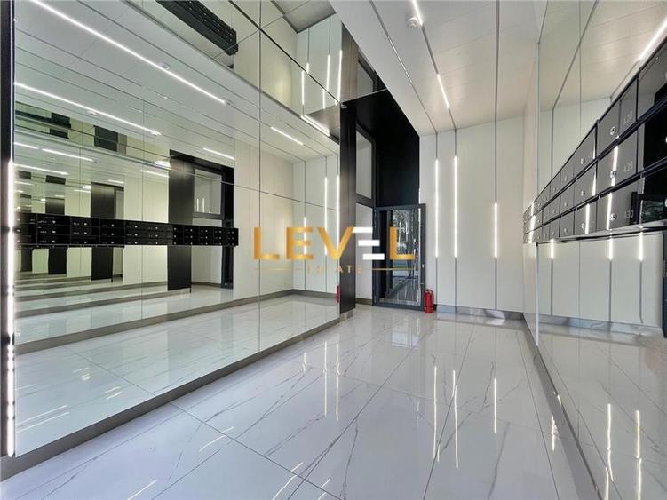 Apartament Designer de Vanzare cu 2 Locuri Parcare Incluse - 102 The Address - 20