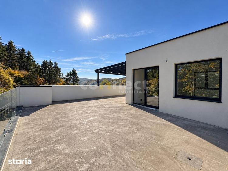 Casă cu 5 camere cu Teren 300 Mp în Iris