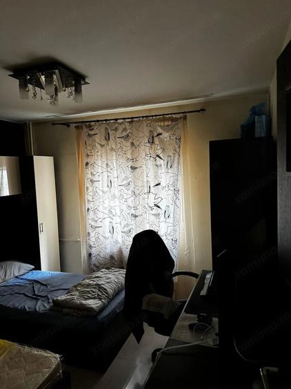 Apartament cu 3 camere decomandat în Drumul Taberei