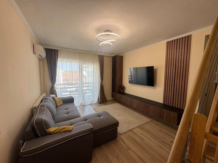 Apartament cu 3 camere decomandat în Șelimbăr