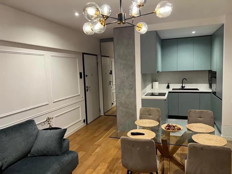 Apartament cu 2 camere semidecomandat, mobilat în Cotroceni