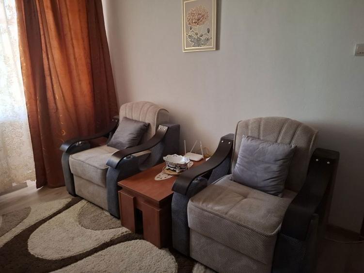 Apartament cu 2 camere nedecomandat în Lupoaia