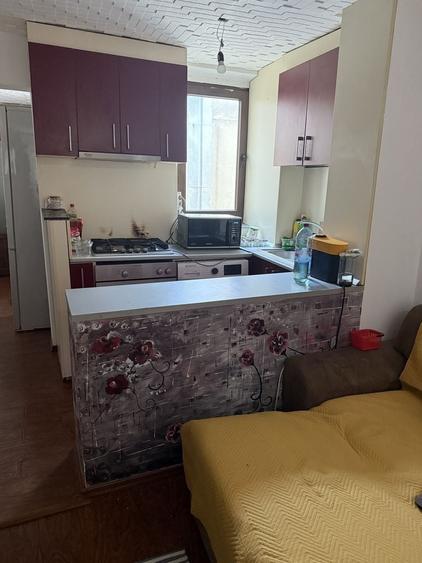 Apartament cu 2 camere decomandat în Jitaru