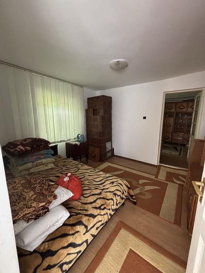 Casă cu 4 camere în Lanurile