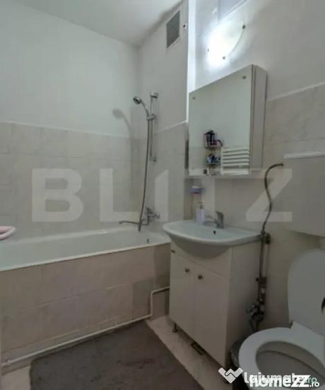 Apartament cu 2 camere semidecomandat în Aleea Trandafirilor
