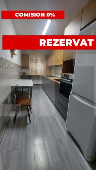 Apartament cu 3 camere decomandat, mobilat în Simeria