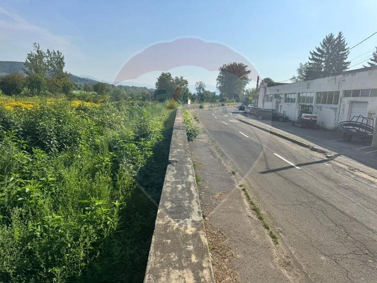 Teren agricol de 5240 mp, în Central