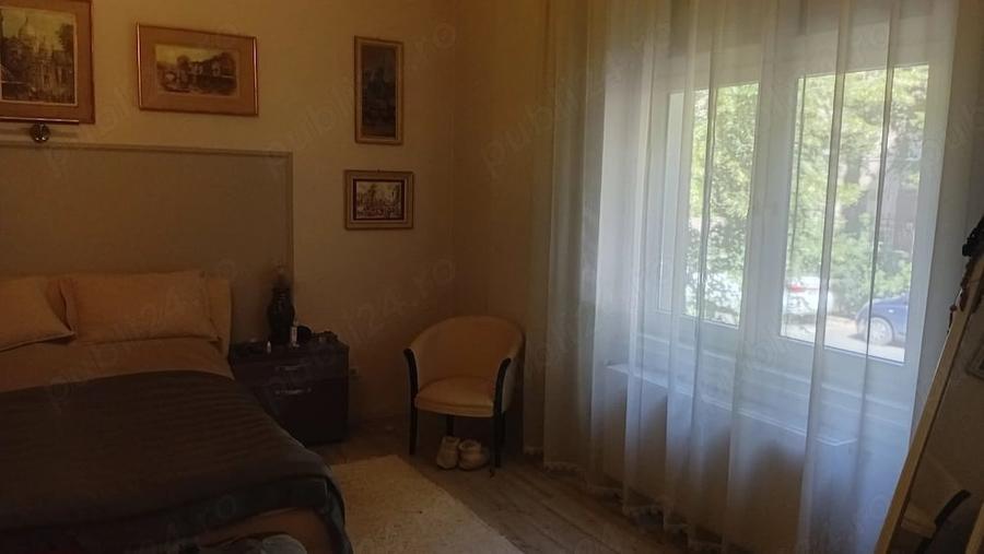 Casă cu 6 camere cu Teren 508 Mp în Bujac