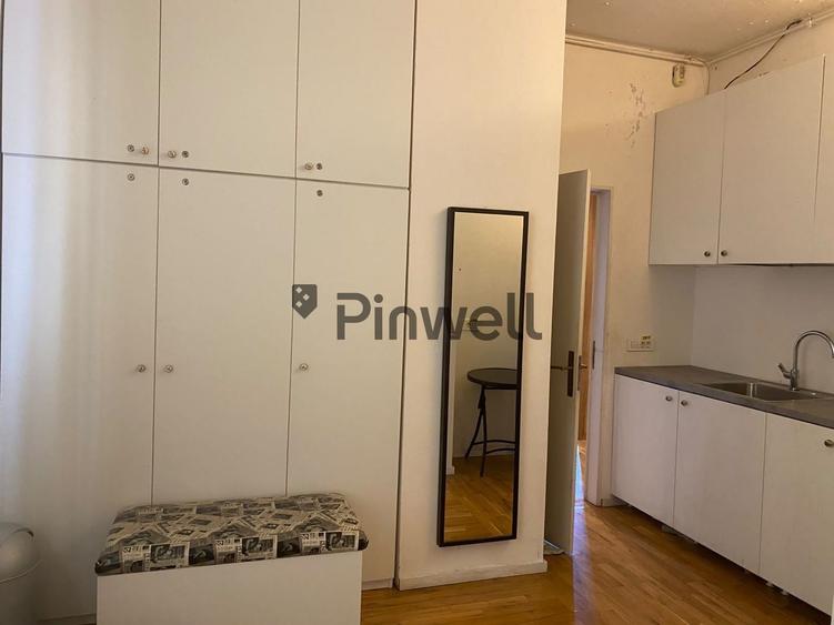Apartament cu 4 camere decomandat, mobilat în Dacia
