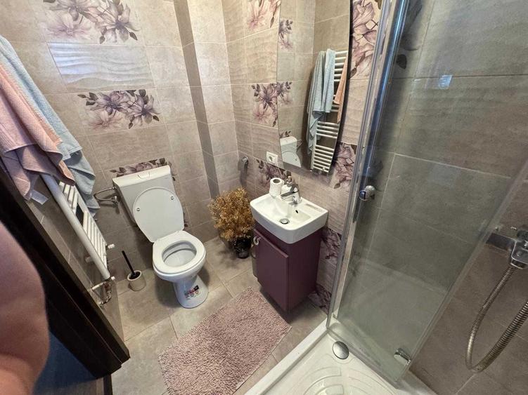 Casă cu 4 camere cu Teren 697 Mp în Săcălaz