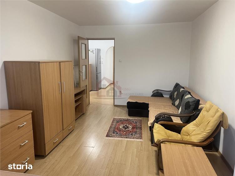 Apartament cu 2 camere decomandat, mobilat în Tei