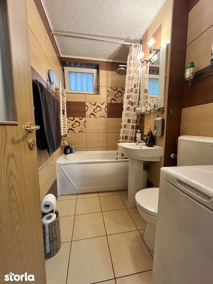 Apartament cu 3 camere semidecomandat, mobilat în Tractorul — fotografia 3