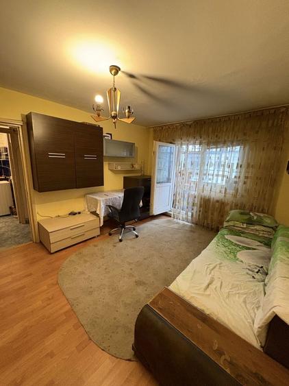 Inchiriez 2 camere Miron Costin - 2