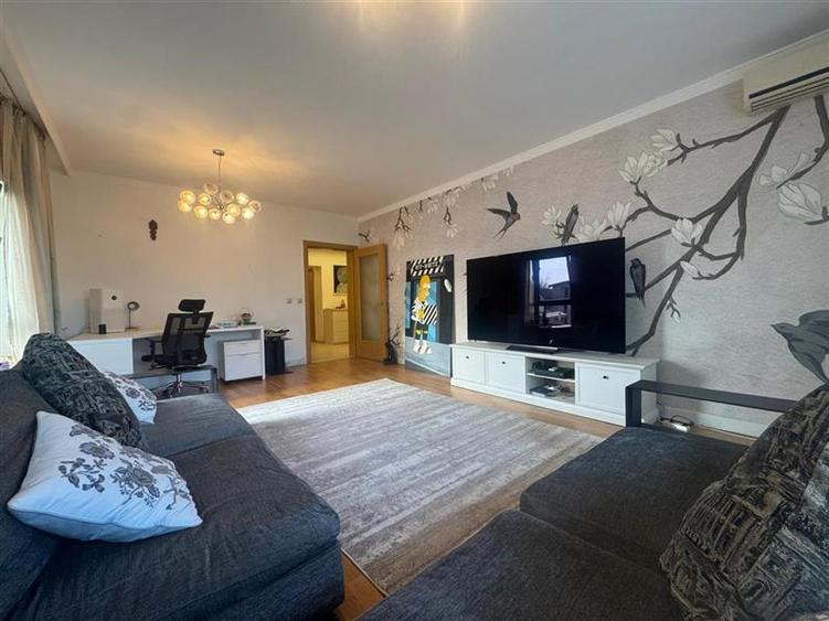 3 CAMERE EMERALD RESIDENCE // LAKEVIEW// 97 MP - 2