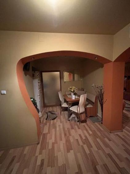 De vânzare ap 3 camere - 2