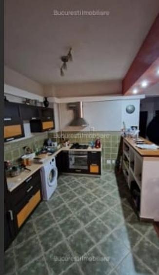 Drumul Sarii metrou Liceul Ion Barbu bloc 2010, 83m,centrala termica proprie - 2