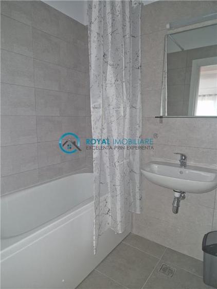 Royal Imobiliare - Vanzare apartament 3 camere, zona Albert - 12