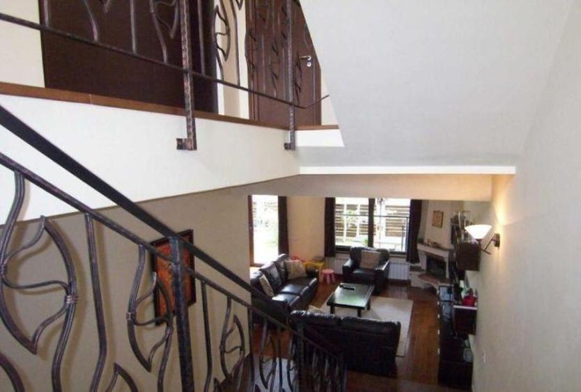 🏡 Vila de Lux Baneasa – Vedere  Lac | 350 mp. Curte  200m. Parcare curte 2 loc. - 3