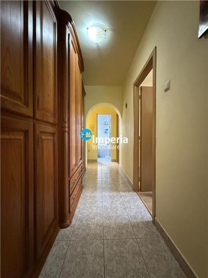 Apartament 4 cam, semi - decomandat, de vanzare zona Tatarasi - Dispecer - 10